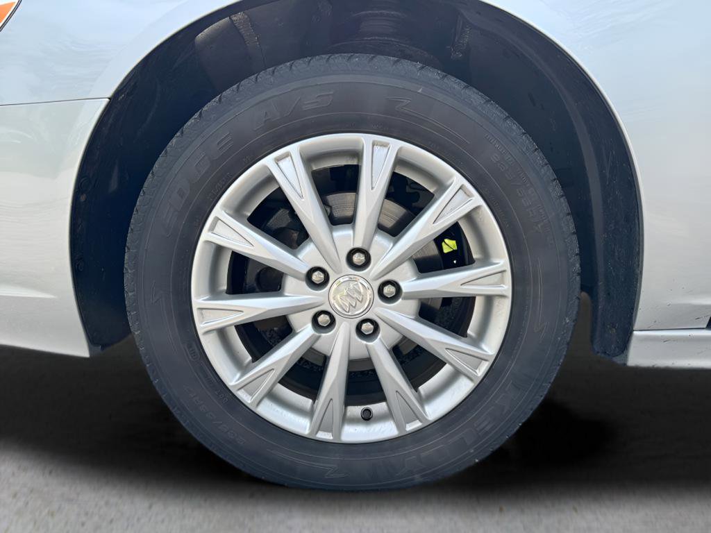 Used 2011 Buick Lucerne CX FWD image 14