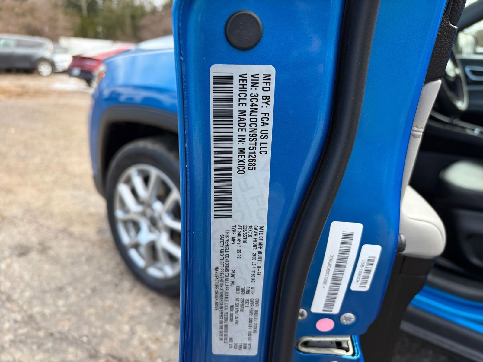 Used 2025 Jeep Compass Limited image 30