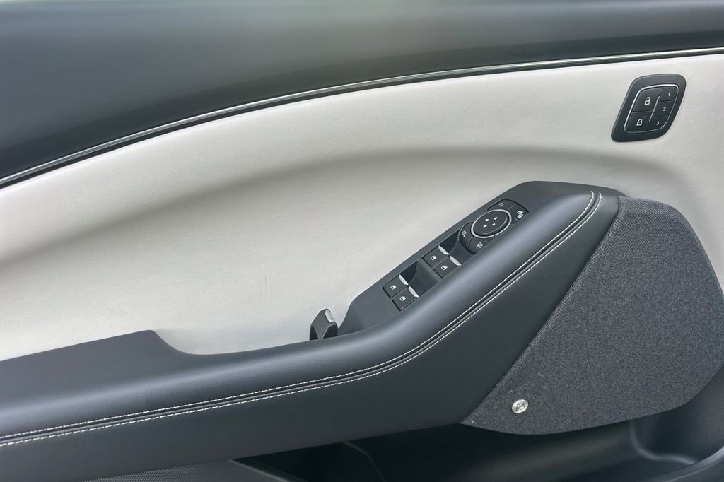 Used 2021 Ford Mustang Mach-E Premium image 10