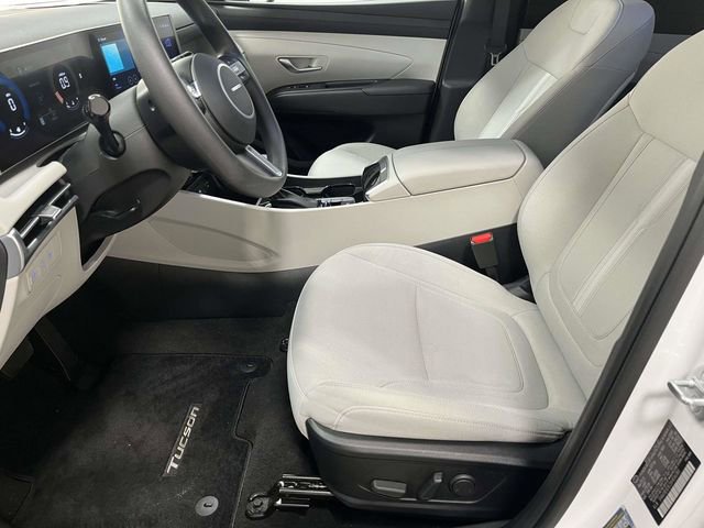 Certified 2025 Hyundai Tucson SEL image 17