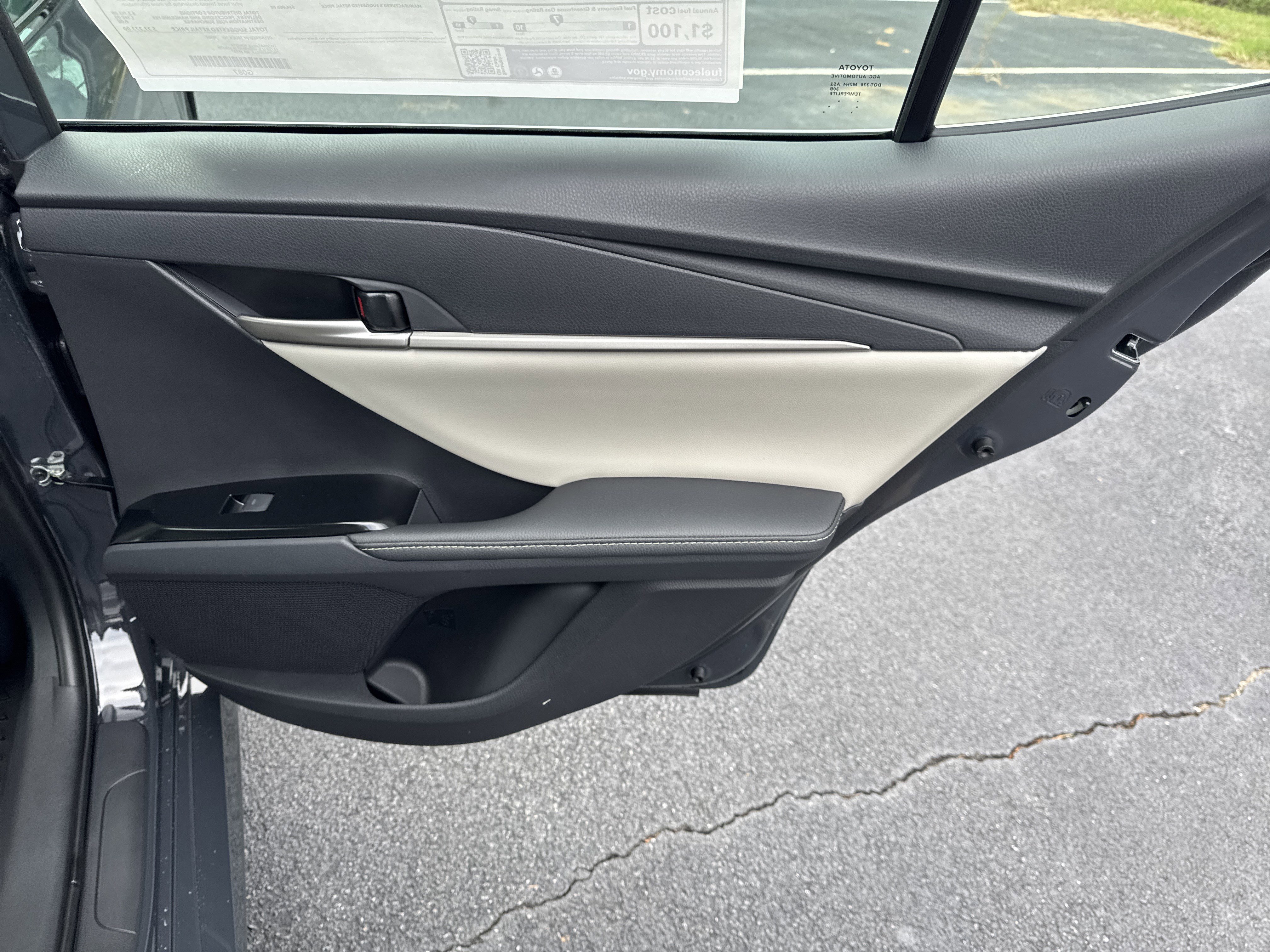 New 2026 Toyota Camry XLE image 32