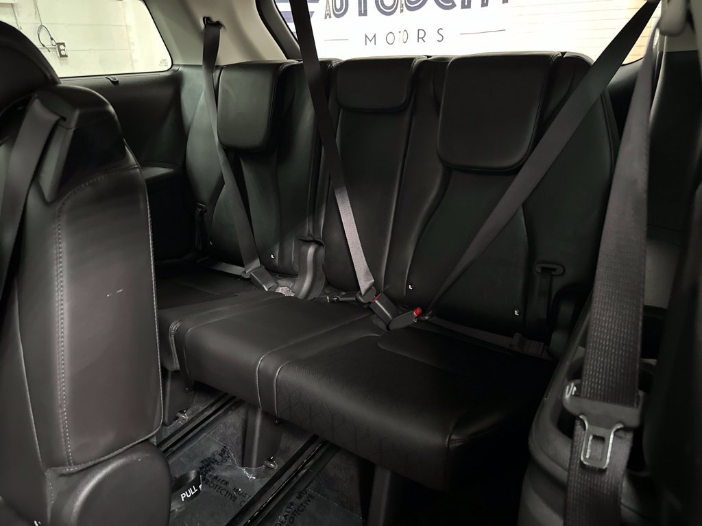 Used 2026 Kia Carnival SX w/ SX Dark Edition Package FWD image 23