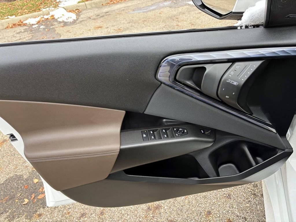 Certified 2025 BMW X3 xDrive30i w/ M Sport Package image 11