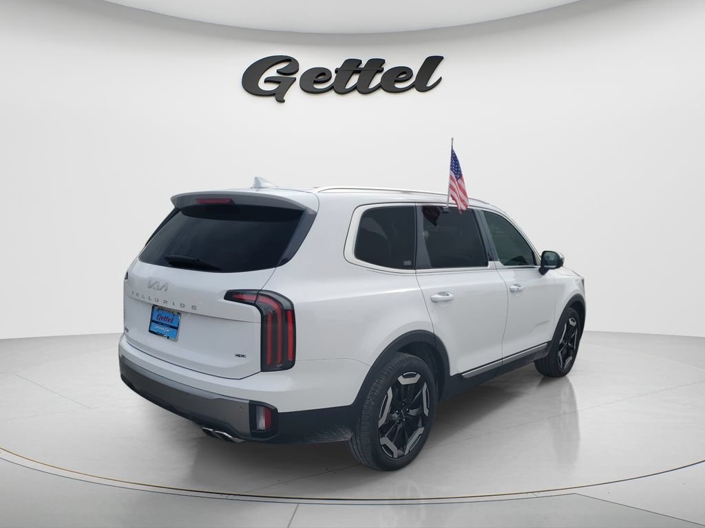 Used 2025 Kia Telluride EX w/ EX Captain's Chair Package AWD/4WD image 5