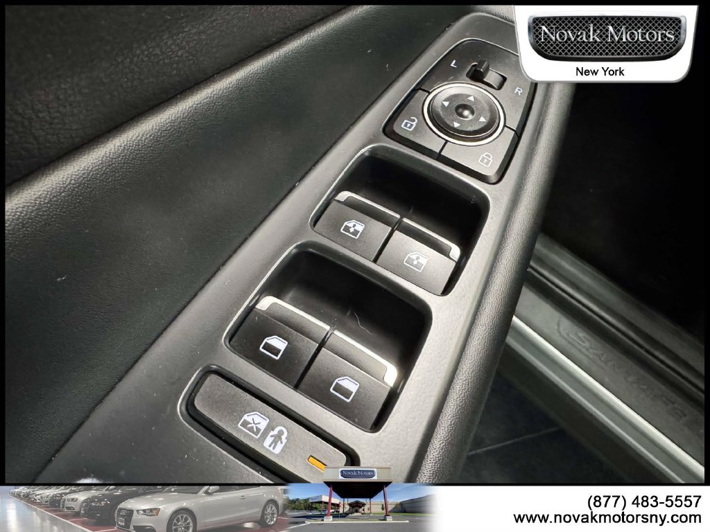Used 2023 Hyundai Santa Fe SEL w/ Premium Package AWD/4WD image 18