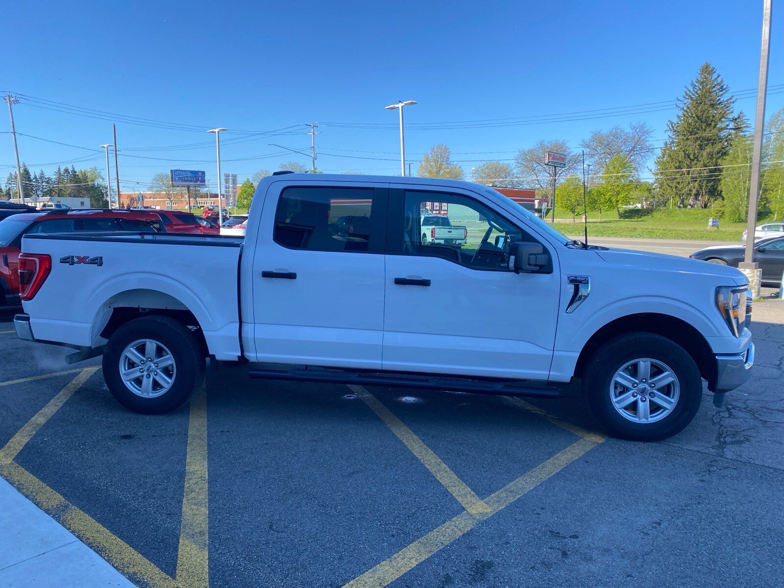 Used 2023 Ford F150 XLT w/ Trailer Tow Package AWD/4WD image 6