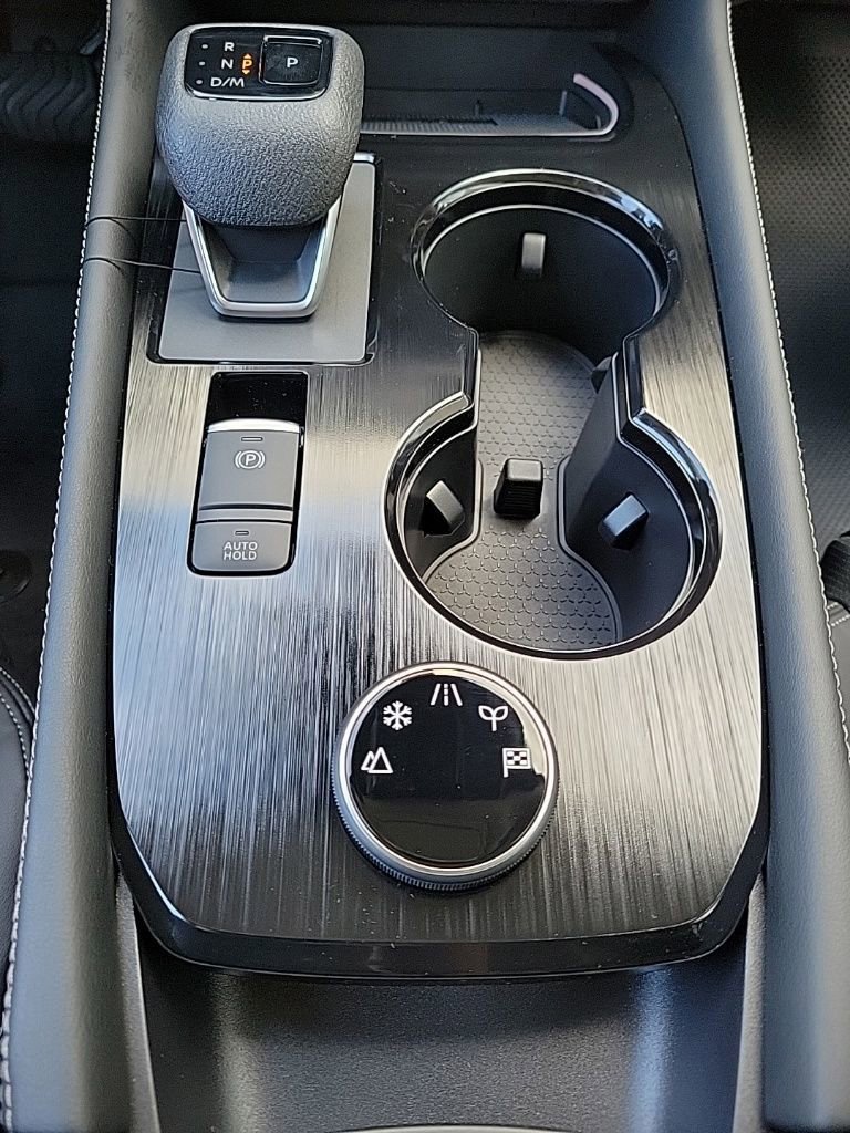 New 2026 Nissan Rogue Platinum image 26