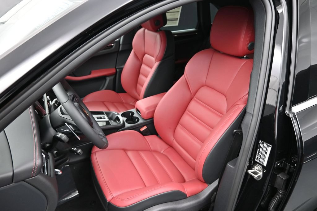 New 2026 Porsche Macan S AWD/4WD image 5