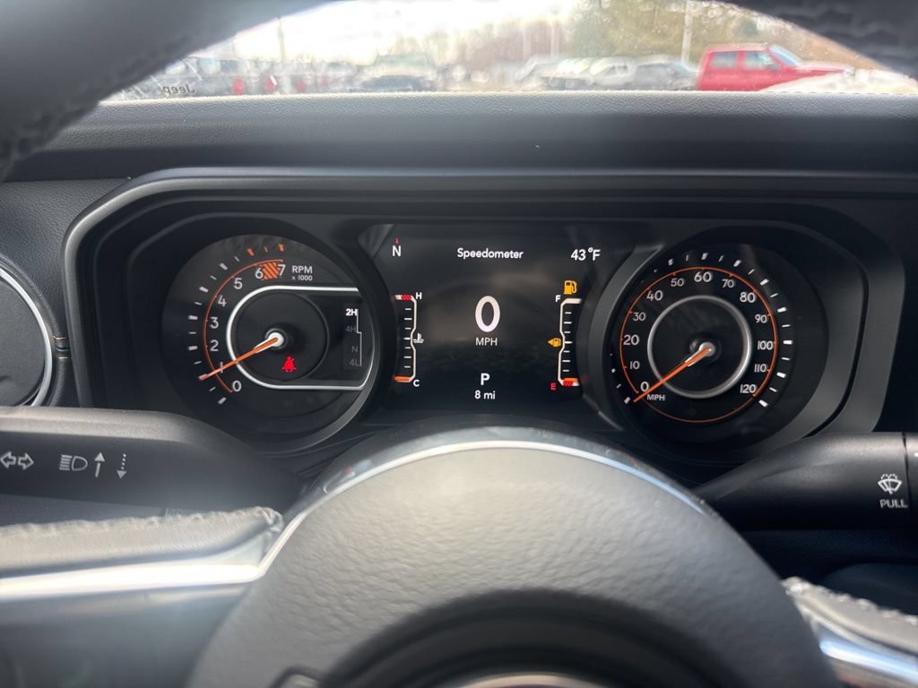 New 2025 Jeep Wrangler Unlimited Sahara AWD/4WD image 13