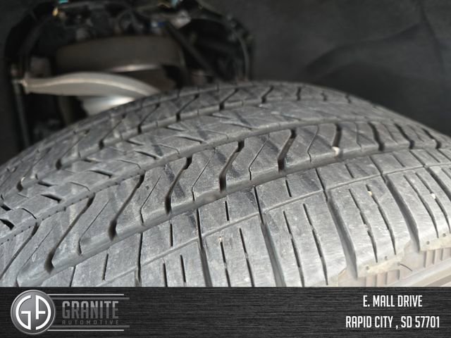 Used 2025 Chevrolet Tahoe High Country AWD/4WD image 28