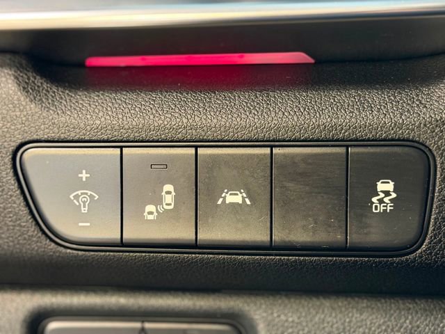 Used 2022 Kia Niro EX Premium image 39