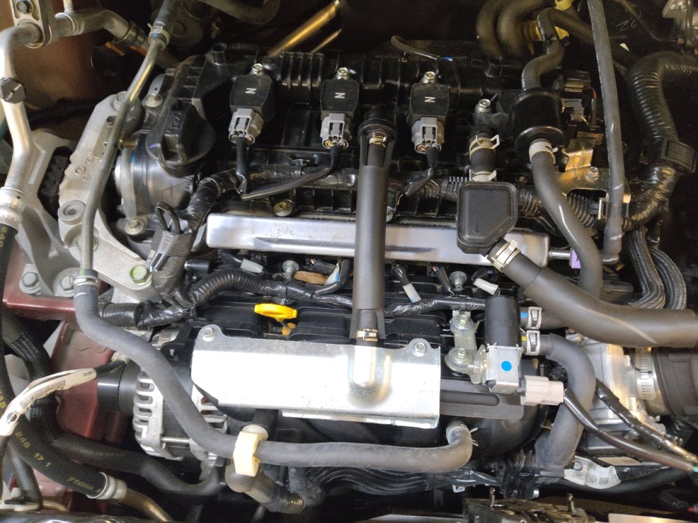 Used 2024 Nissan Versa SV w/ Trunk Package image 30