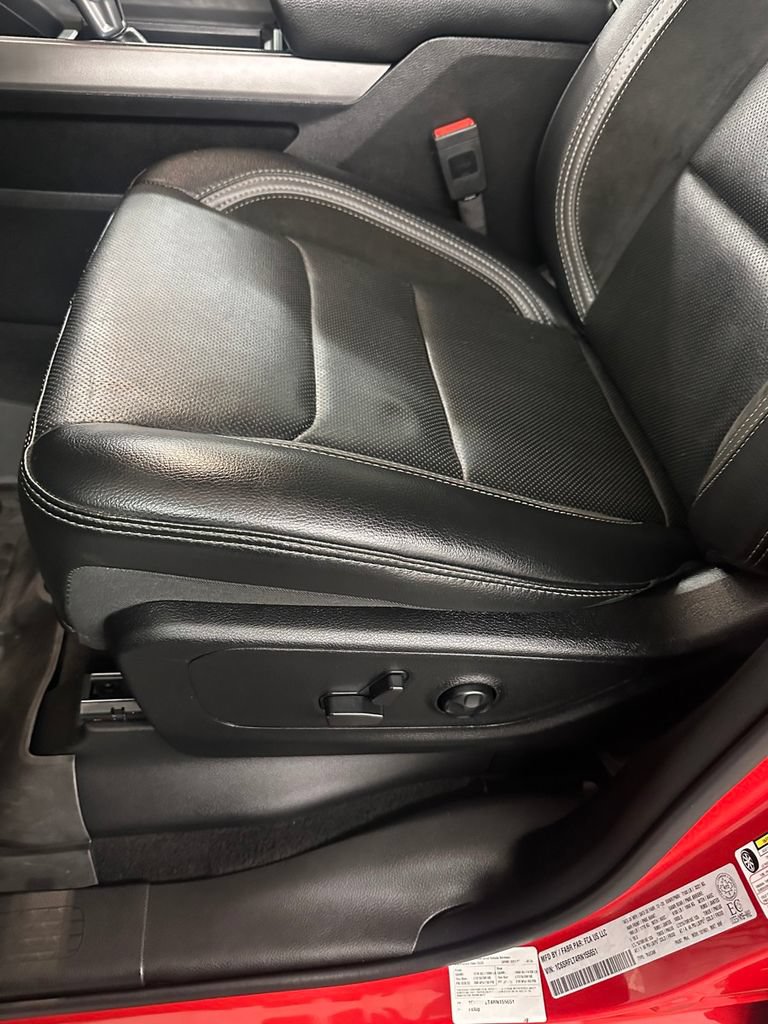 Used 2024 RAM 1500 Rebel w/ Rebel Level 2 Equipment Group AWD/4WD image 14
