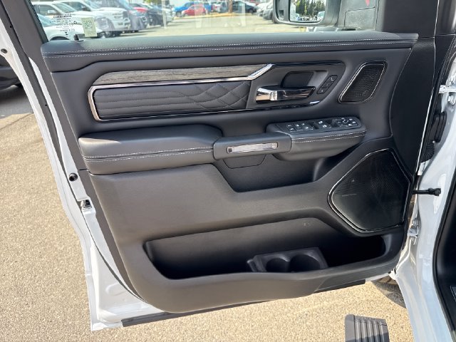 New 2025 RAM 1500 Limited w/ Trailer Tow Group AWD/4WD image 15