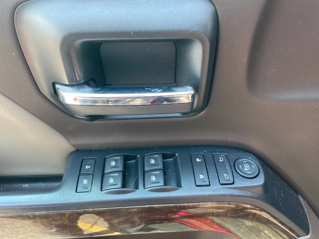 Used 2018 Chevrolet Silverado 1500 LT w/ Texas Edition AWD/4WD image 10