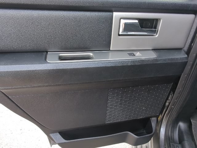 Used 2016 Ford Expedition XLT AWD/4WD image 25