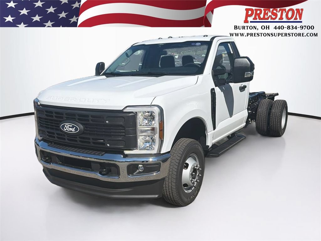 New 2027 Ford F350 XL w/ XL Chrome Package AWD/4WD image 1