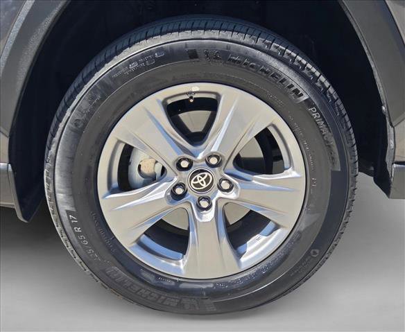 Certified 2023 Toyota RAV4 LE image 22