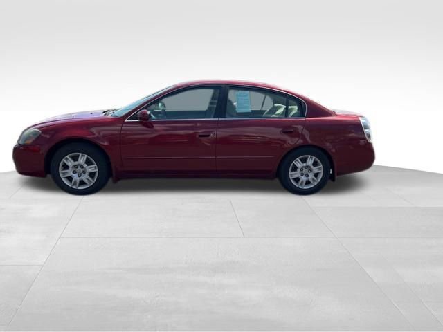 Used 2005 Nissan Altima 2.5 S w/ (S02) Side Airbags Pkg FWD image 4