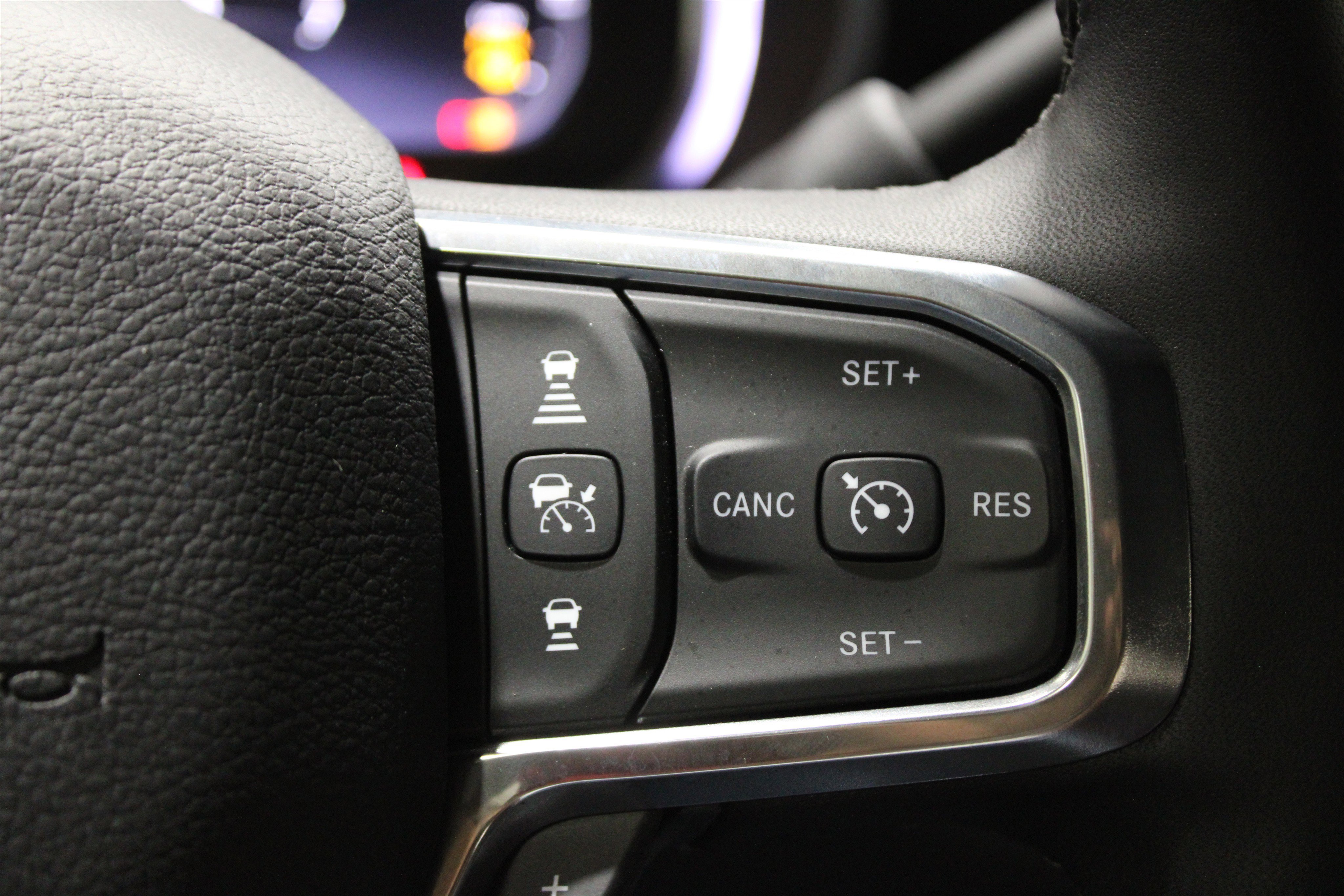 Used 2025 RAM 2500 Laramie image 16