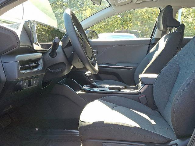 New 2025 Kia K4 LXS image 7