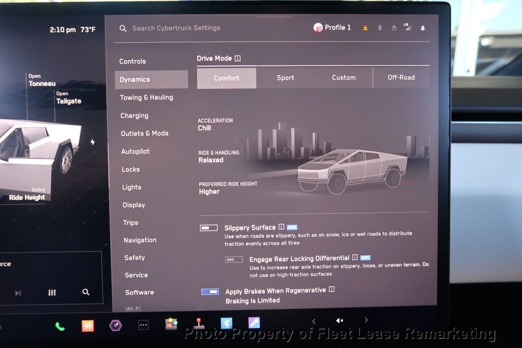 Used 2024 Tesla Cybertruck AWD Crew Cab image 45