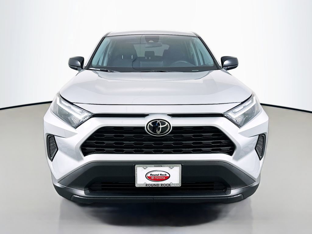 Used 2025 Toyota RAV4 LE image 2