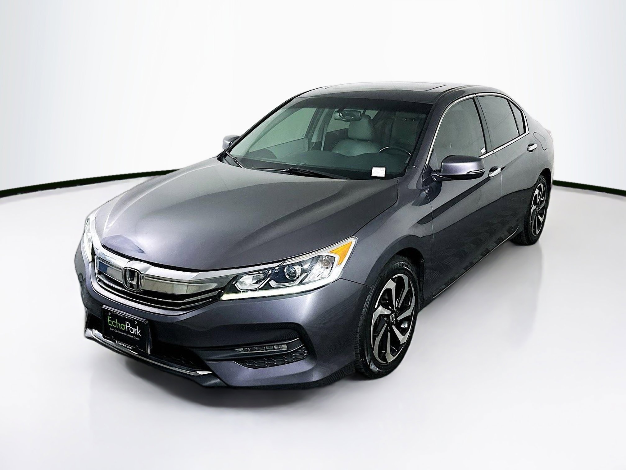 Used 2017 Honda Accord EX-L image 3