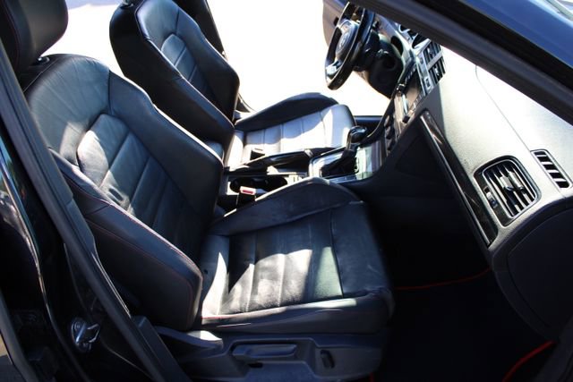 Used 2015 Volkswagen GTI S FWD image 38