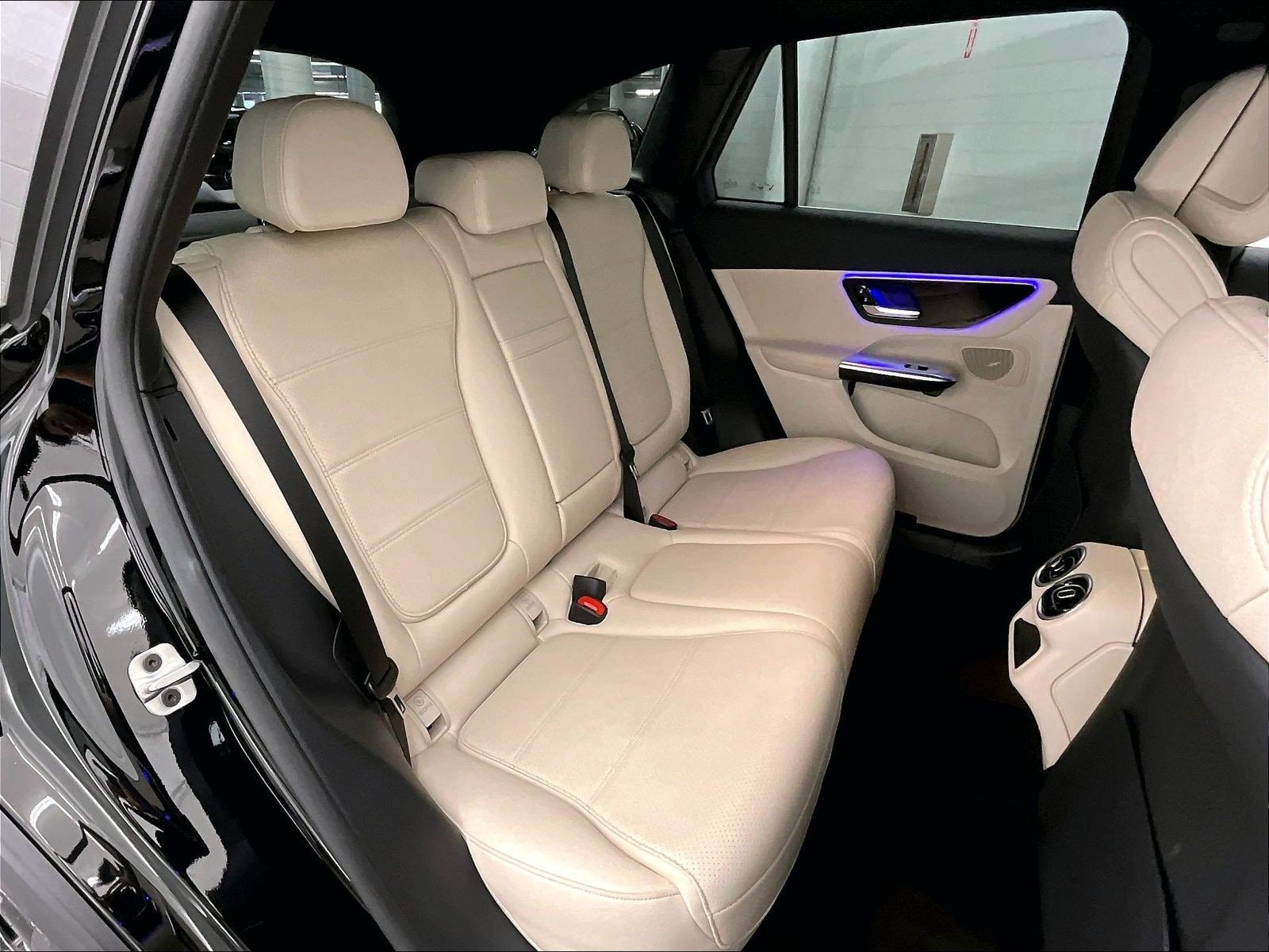Certified 2025 Mercedes-Benz GLC 350e 4MATIC image 17