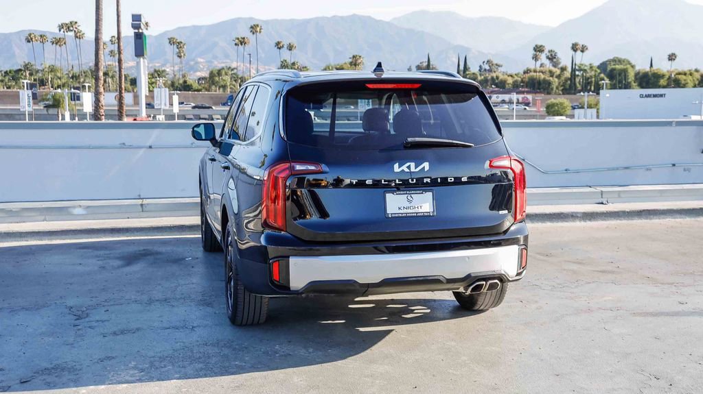 Used 2025 Kia Telluride S AWD/4WD image 7