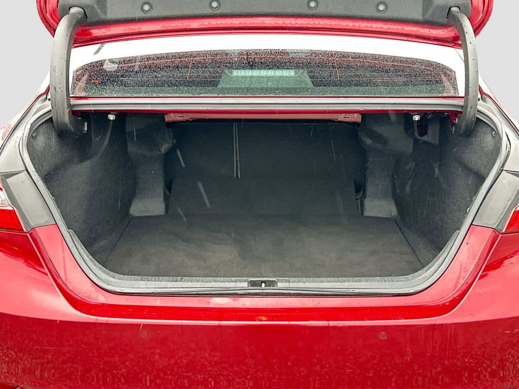 Used 2018 Toyota Camry XSE image 25