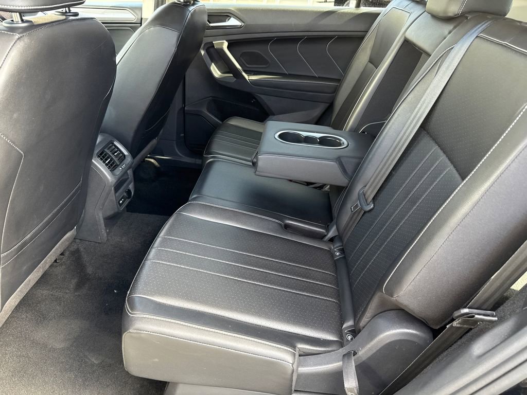 Used 2024 Volkswagen Tiguan SE FWD image 18