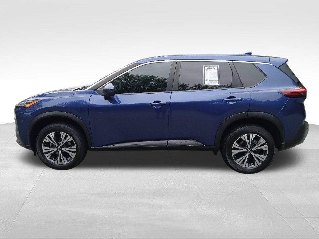 Used 2022 Nissan Rogue SV AWD/4WD image 2