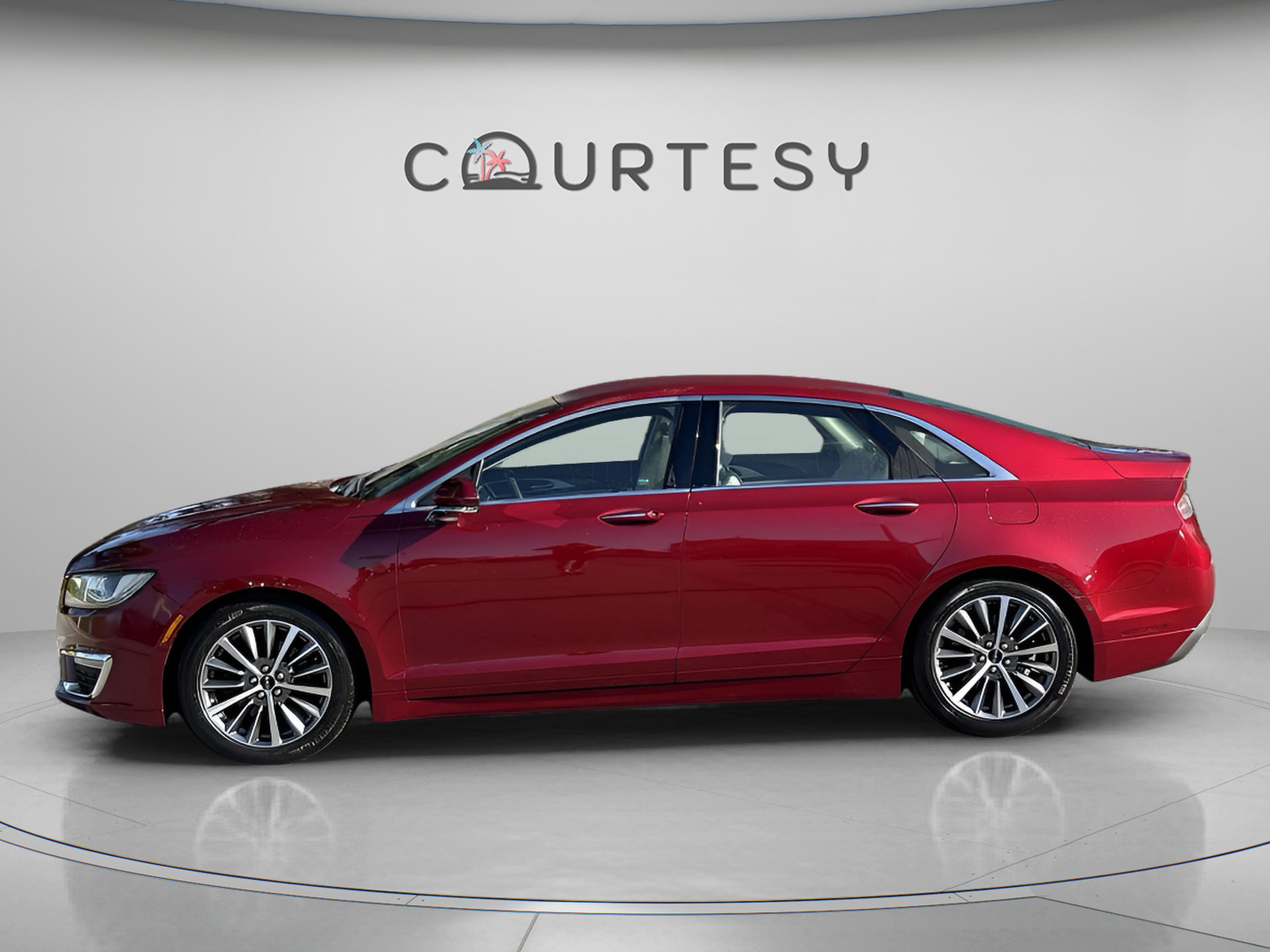 Used 2017 Lincoln MKZ Select FWD image 4