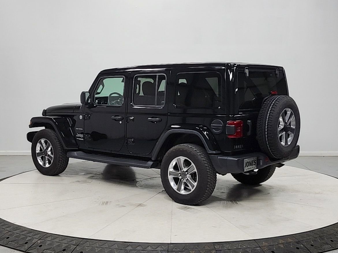 Used 2021 Jeep Wrangler Unlimited Sahara AWD/4WD image 5