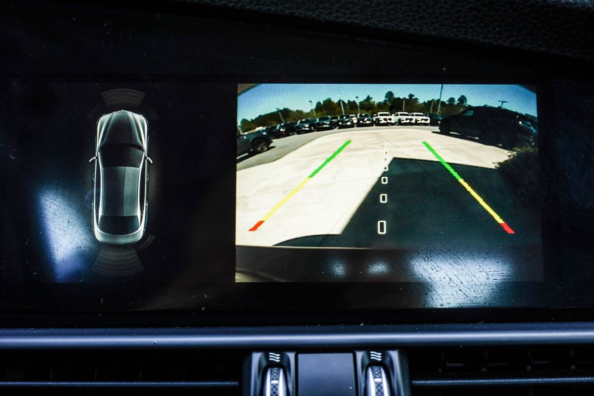 Used 2022 Alfa Romeo Giulia Veloce image 26