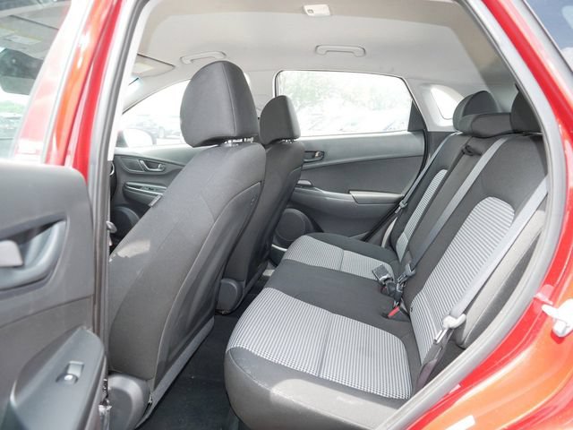 Used 2023 Hyundai Kona SE AWD/4WD image 17