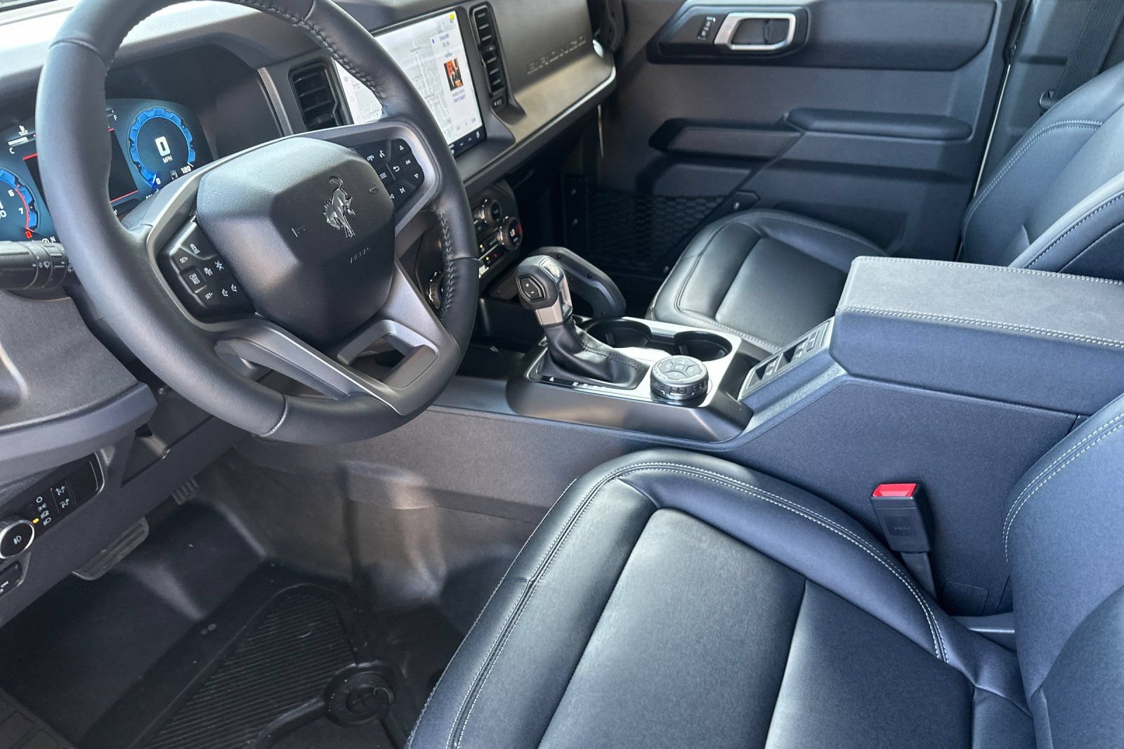 New 2026 Ford Bronco Badlands AWD/4WD image 10