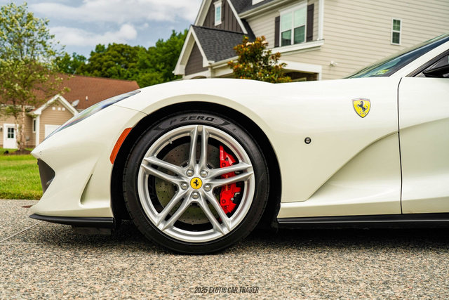Used 2019 Ferrari 812 Superfast image 4