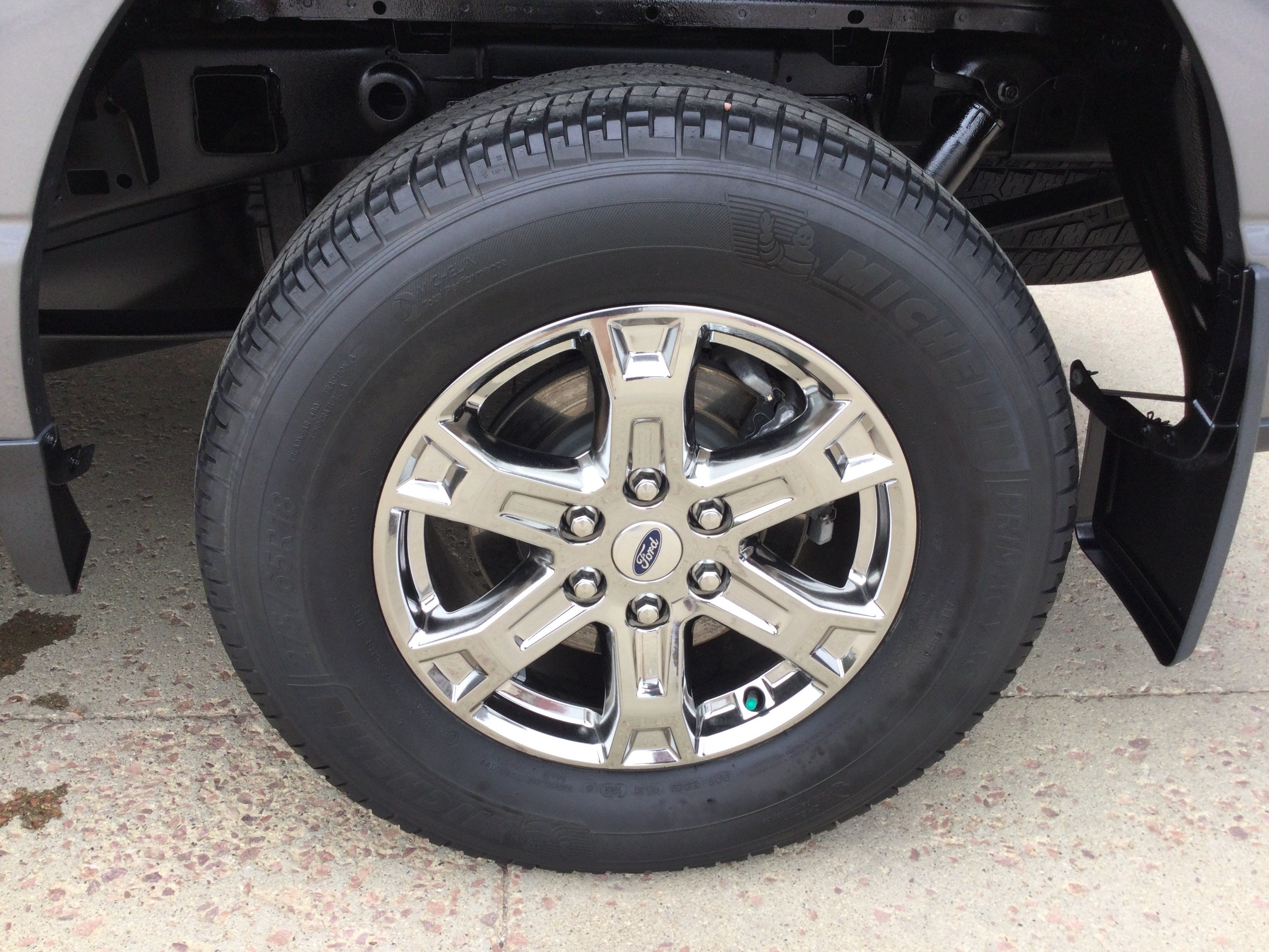 Used 2022 Ford F150 XLT w/ Equipment Group 302A High AWD/4WD image 8