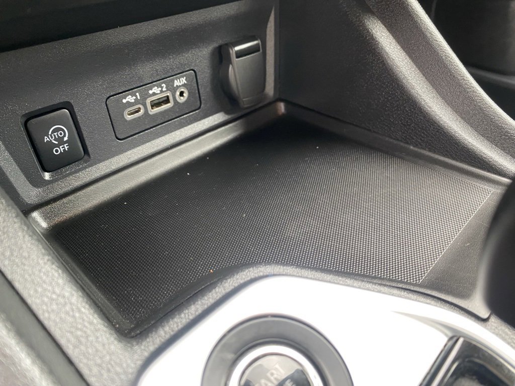 Used 2024 Nissan Sentra SV image 23