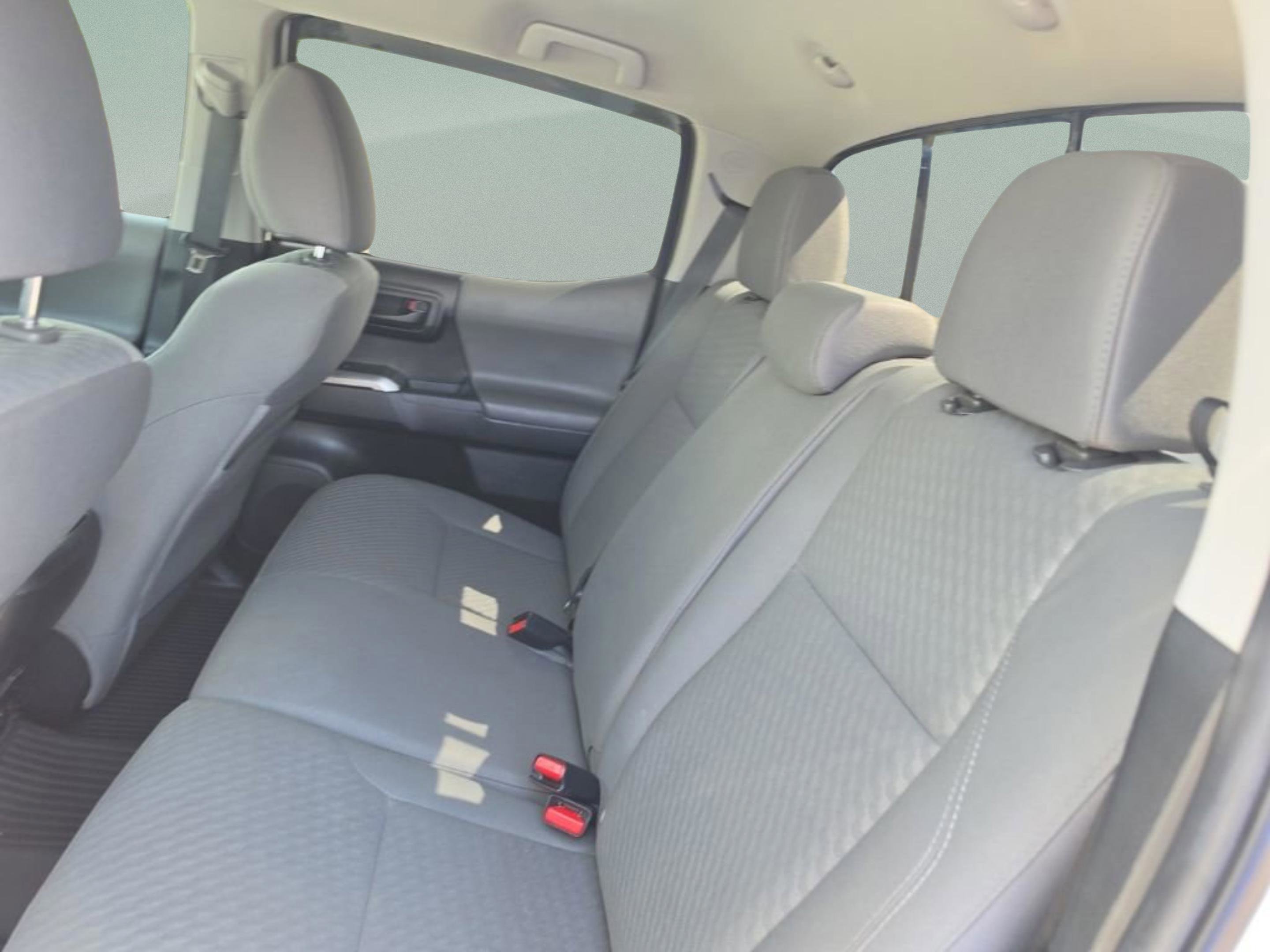 Used 2022 Toyota Tacoma SR5 w/ Technology Package RWD image 25