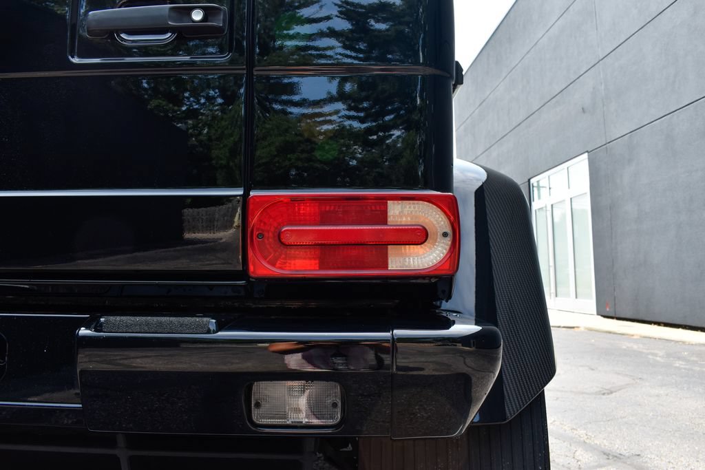 Used 2017 Mercedes-Benz G 550 Squared image 11