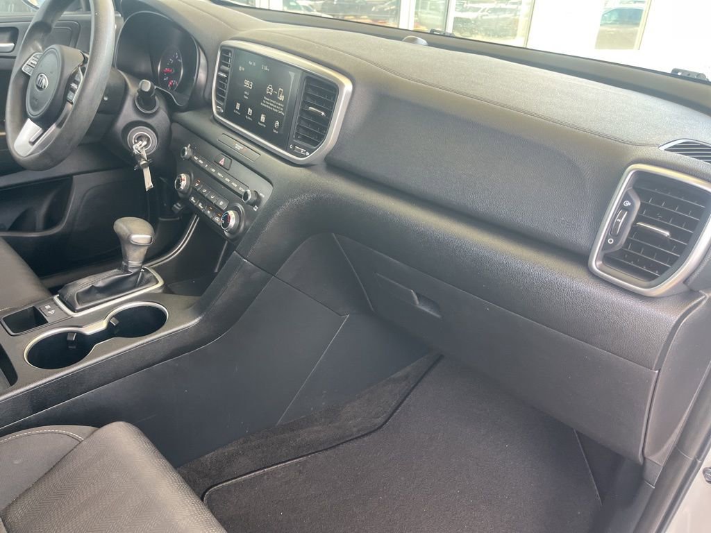 Used 2020 Kia Sportage LX image 23