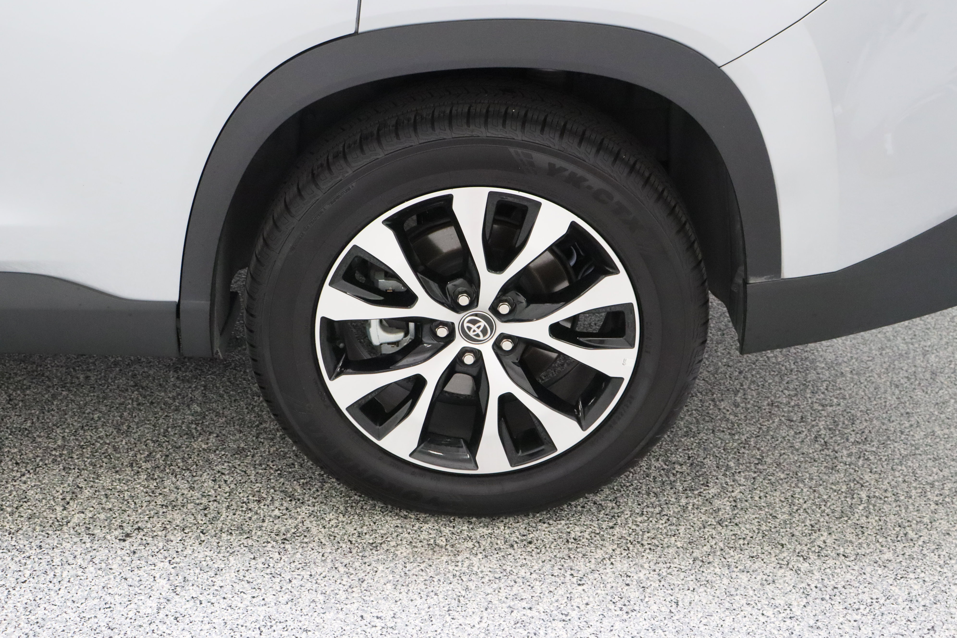 Used 2024 Toyota Grand Highlander AWD Hybrid image 10