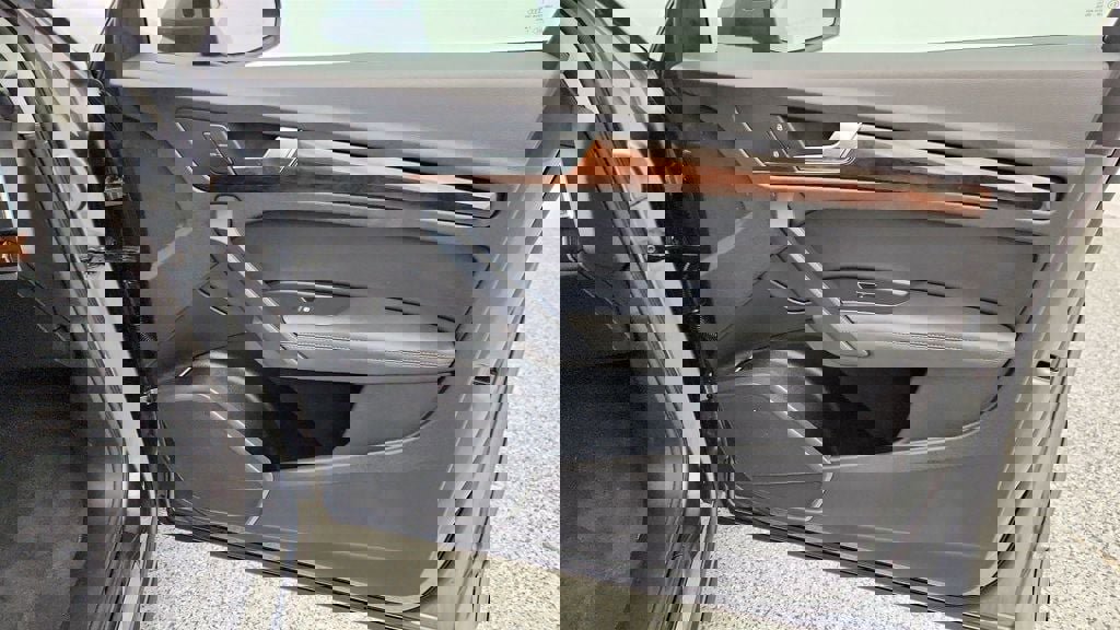 Used 2020 Audi Q5 2.0T Premium Plus w/ Premium Plus Package image 27