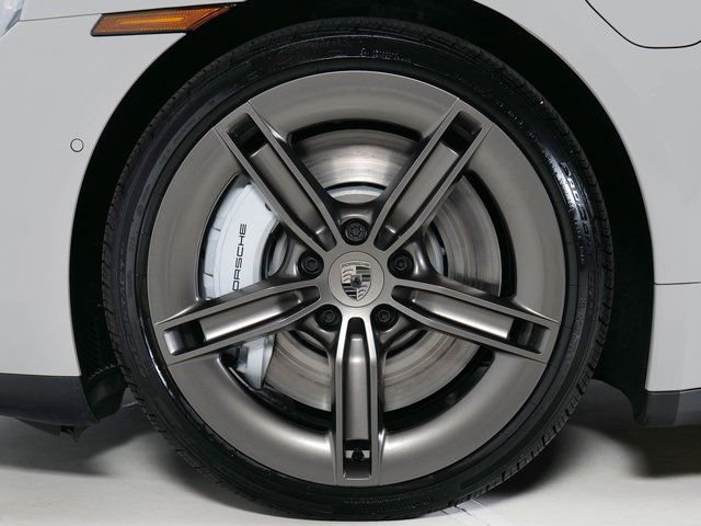 New 2025 Porsche Taycan Turbo image 31