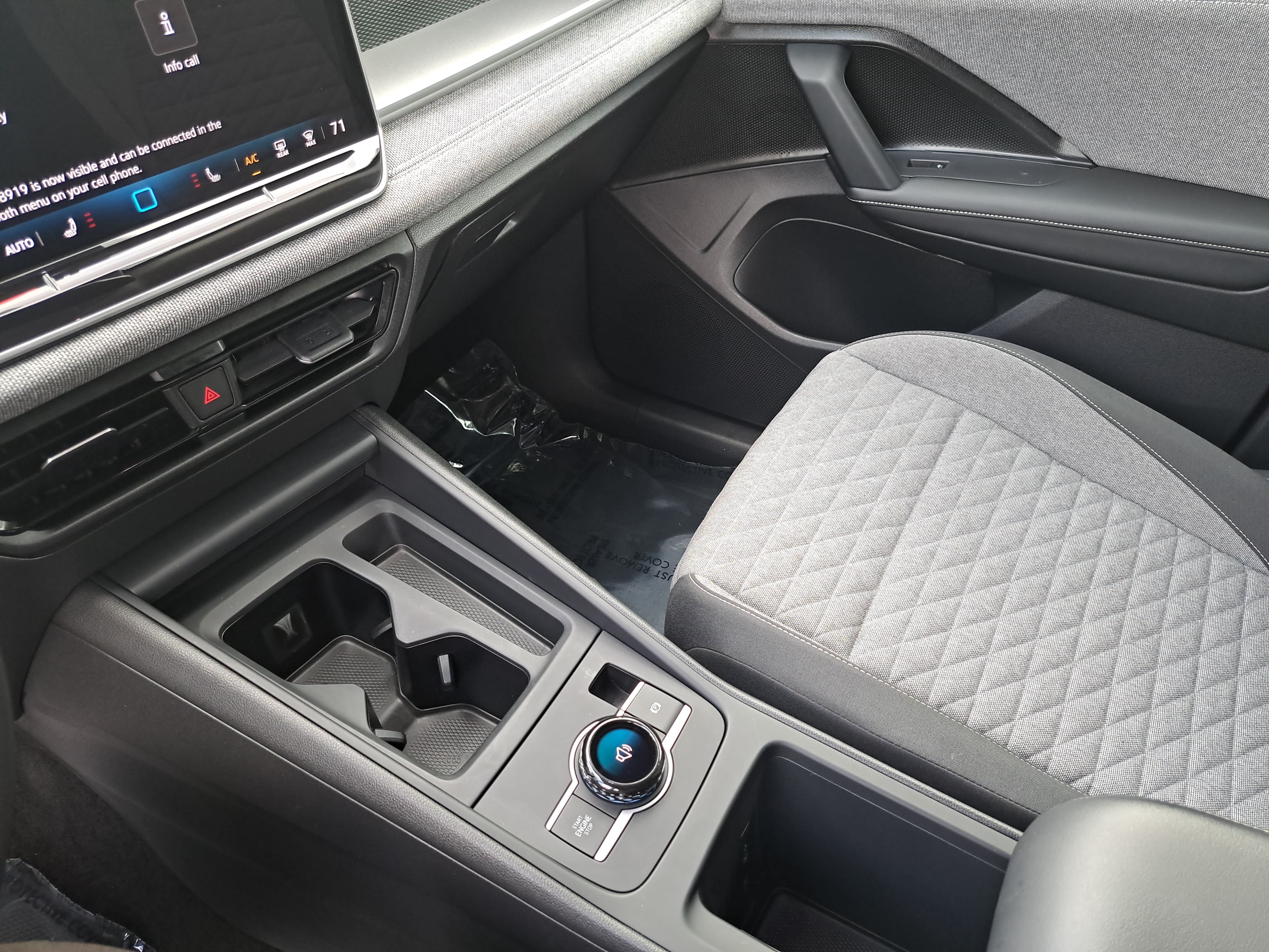 Certified 2025 Volkswagen Tiguan S AWD/4WD image 23