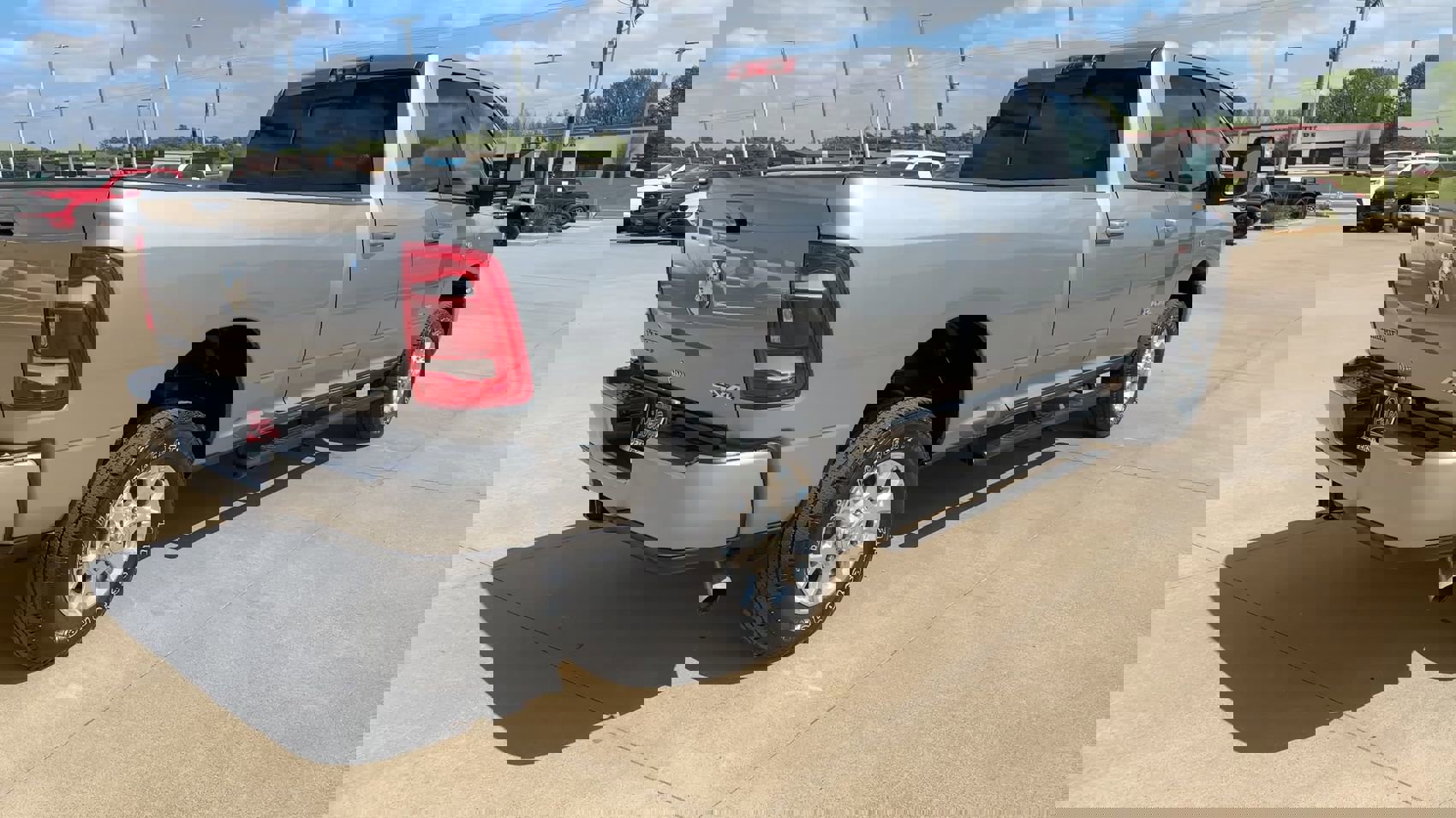 Used 2024 RAM 2500 Laramie image 9